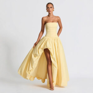 Solid Color Tie Waist Low Cut Slimming Dress